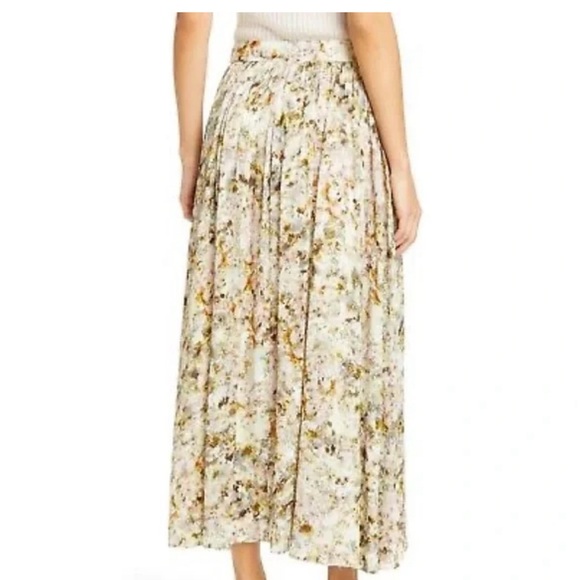 CO Collections Floral Jacquard Midi Flare Skirt - Picture 4 of 10